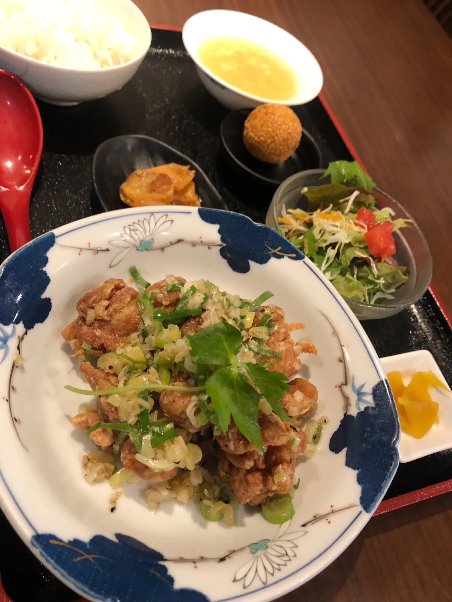 今週の週替わりランチのご紹介です。